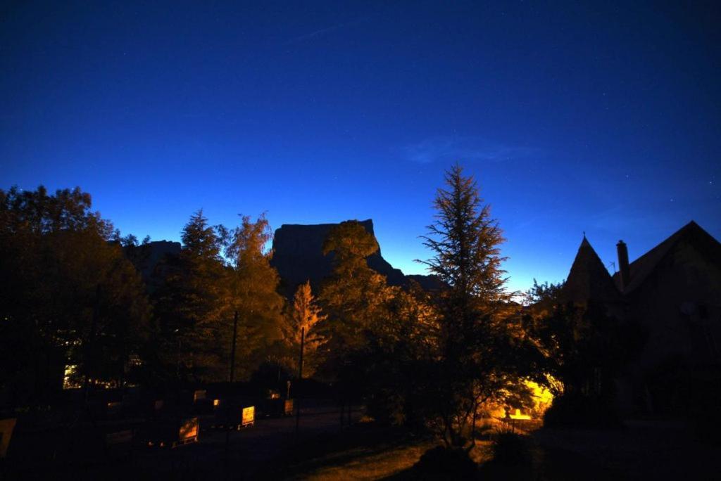 Chateau De Passieres Chichilianne Exterior foto